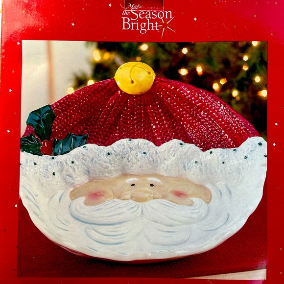 Santa’s Face CHIP & DIP Bowl - Picture 1 of 3